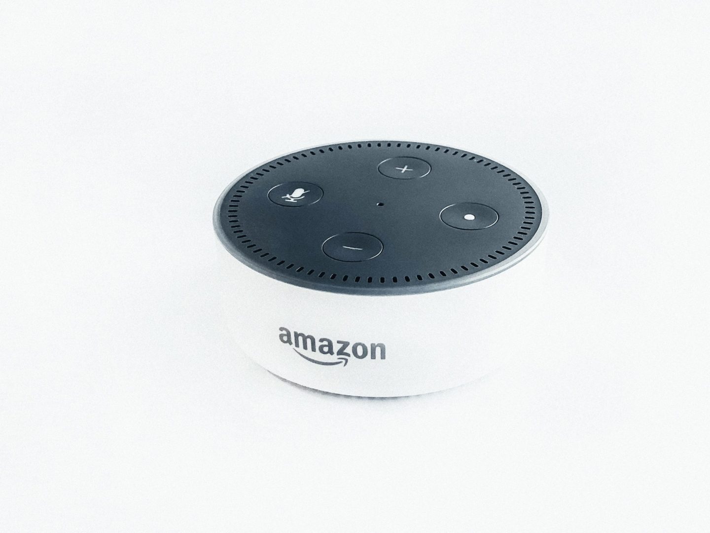 Amazon to end local voice processing on Echo devices—but do people care?